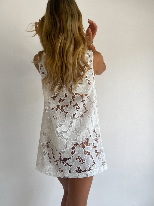 Nicola Roux By Nicola Roux Mini Dress in White Lace – Coco & Lola