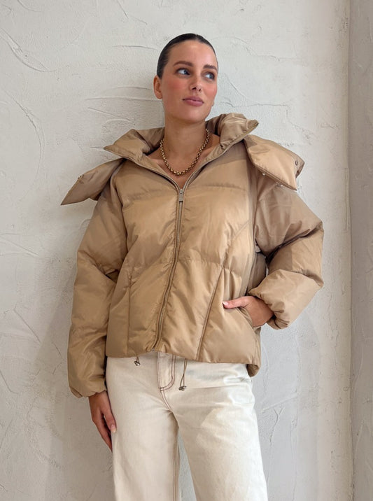 Pisces Puffer Jacket in Sand