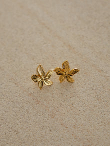 Arms of Eve Lily Earrings in Gold