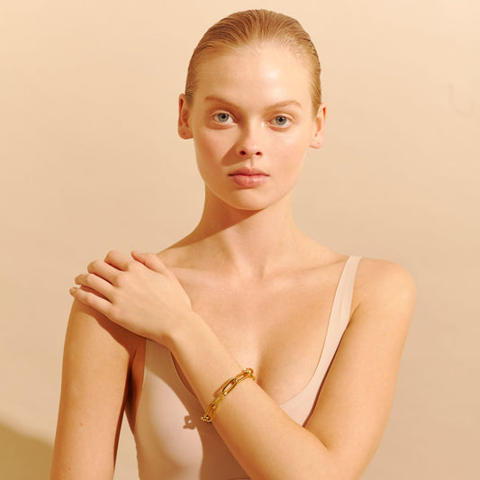 Amber Sceats Elly Bracelet in Gold