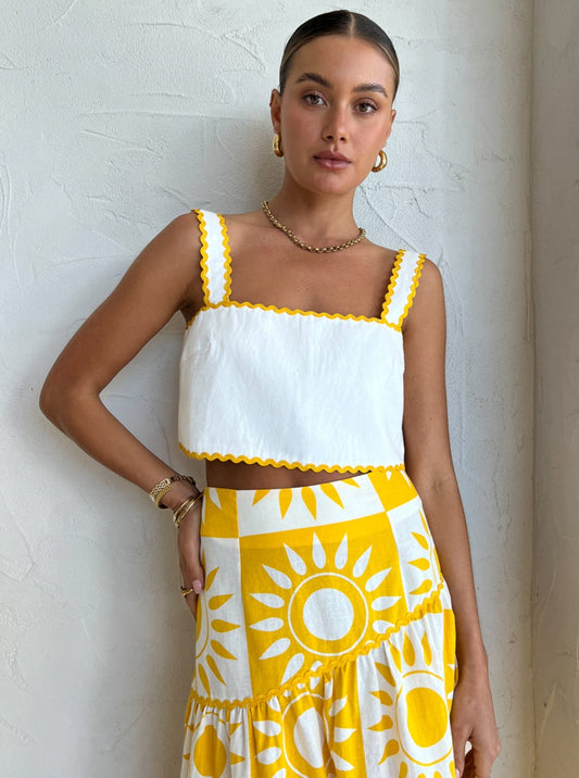By Nicola Wavy Crop Top in White/Yellow