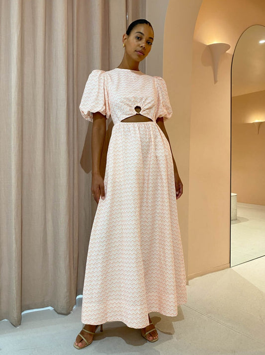 By Nicola Dahlia Ring Detail Maxi Dress in Melon Chevron