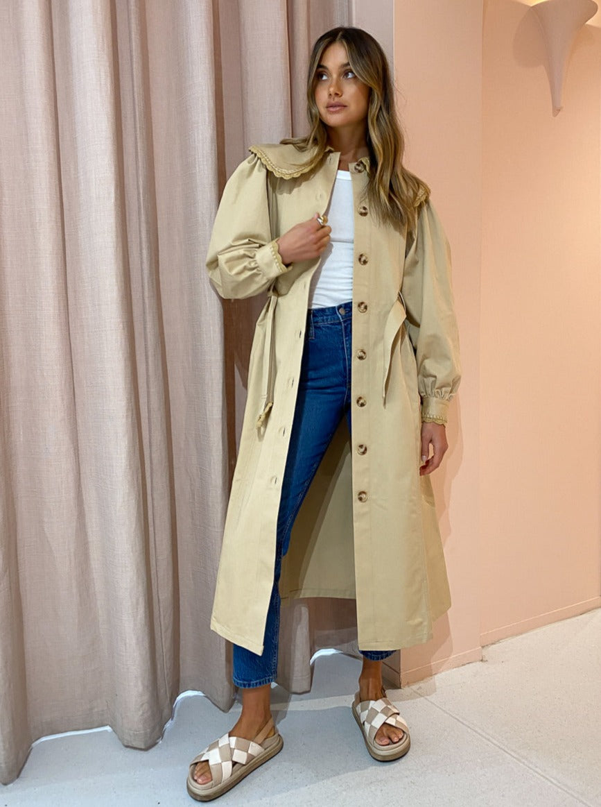 Magali Pascal Gracia Trench in Beige – Coco & Lola Magali Pascal Gracia Trench in Beige – Coco & Lola