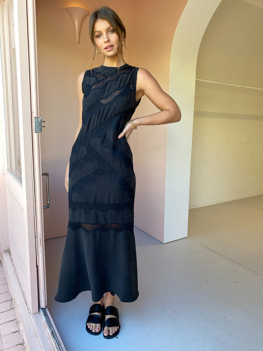 Sir Alma Panelled Gown in Black