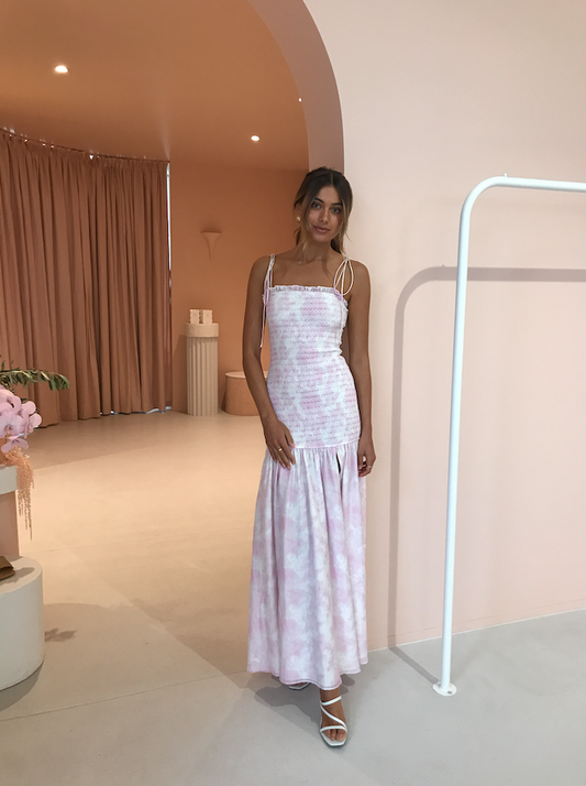 Issy Tempo Dress in Cloudy Pink