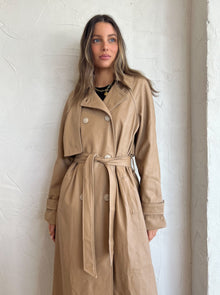 Sovere Asend Pu Trenchcoat in Praline